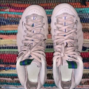 NIKE AIR FOAMPOSITE SNEAKERS!